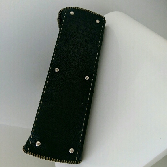 Fendi Shoulder Handbag - Picture 4 of 8